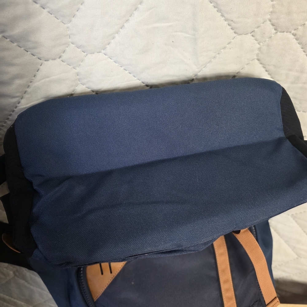 Swiss Tech Blue and Brown Backpack - Picture 4 of 7